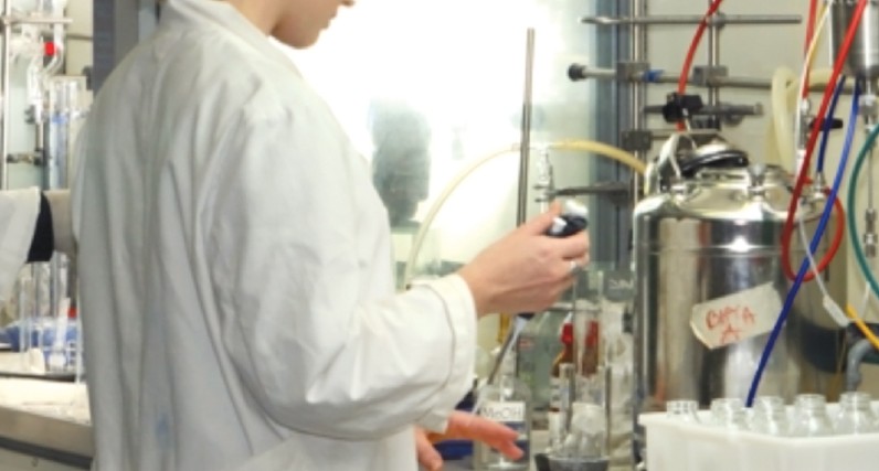 Tecnico-biotecnologie-e-chimica